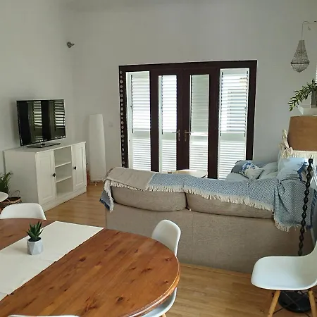 بيت للعطل Casa Frontera -private Pool- *