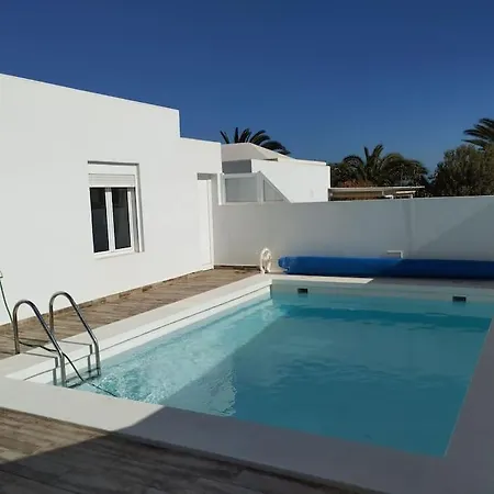 Casa Frontera -private Pool- بيت للعطل *