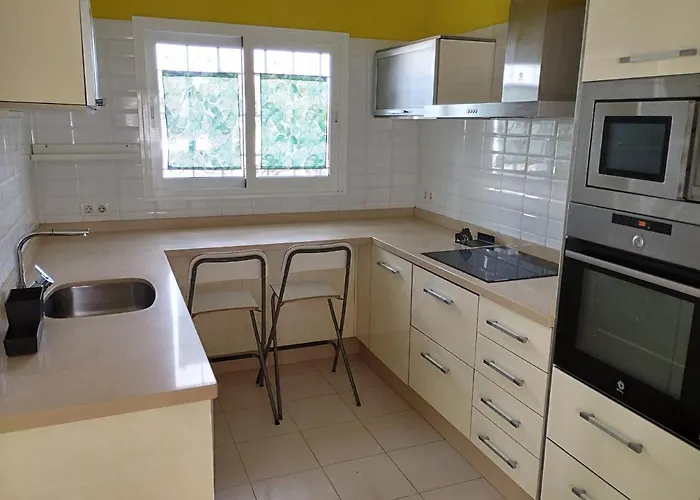 بيت للعطل Casa Frontera -private Pool-