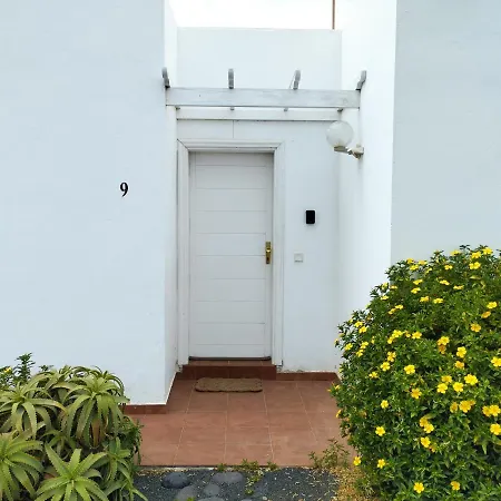 Dom wakacyjny Casa Frontera -private Pool- Costa Teguise