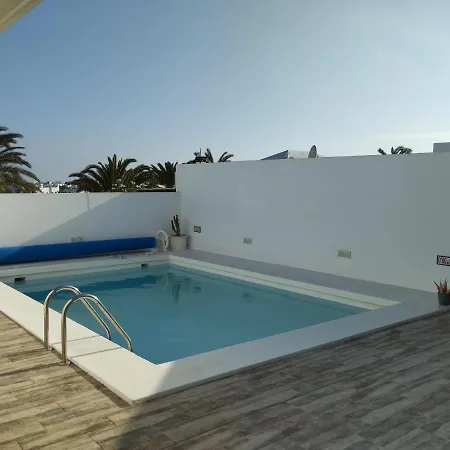 Casa Frontera -private Pool- Сasa de vacaciones Costa Teguise